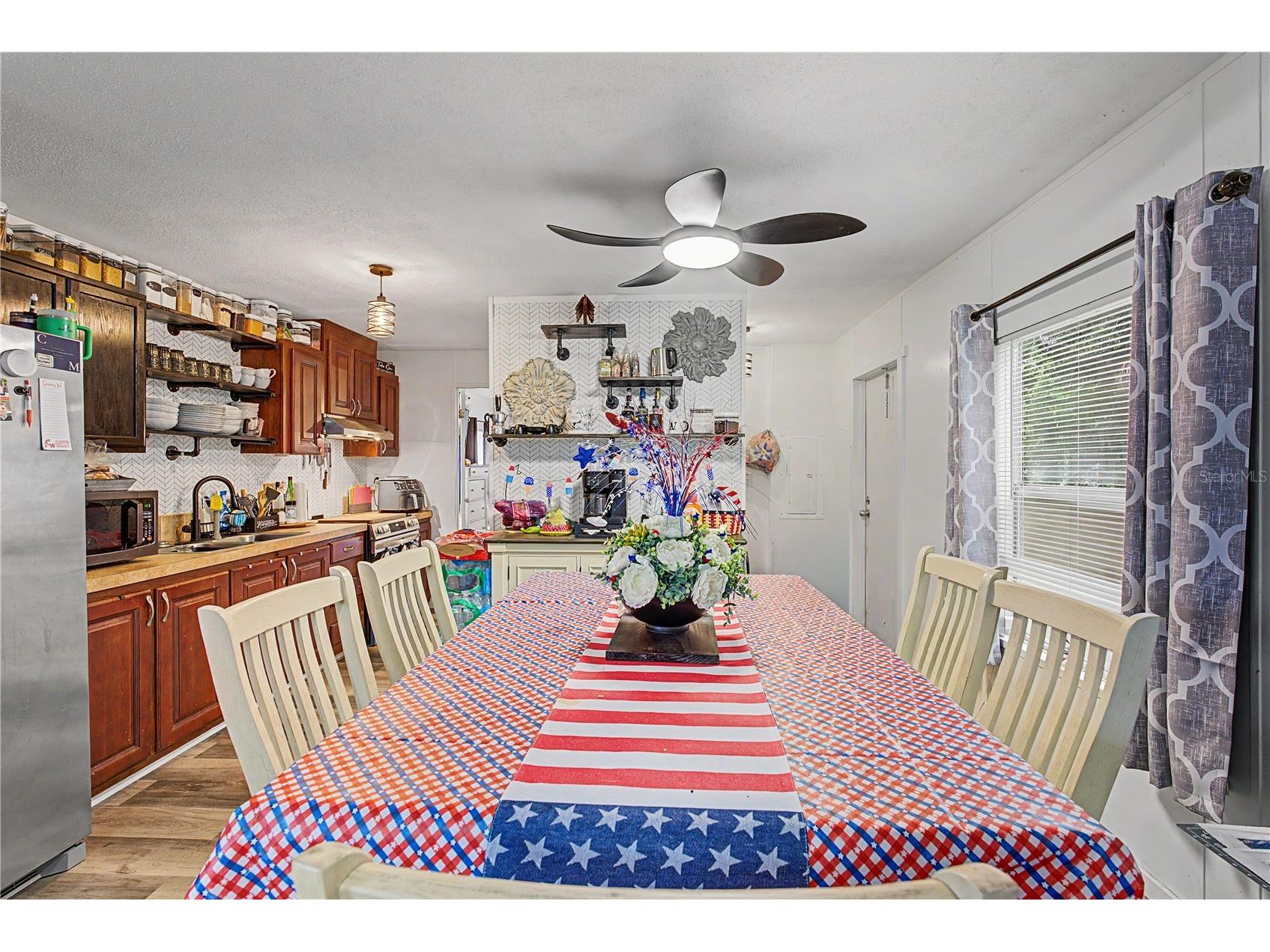 935 S Crystal Grove Point Homosassa FL 34448 OM727909 image4