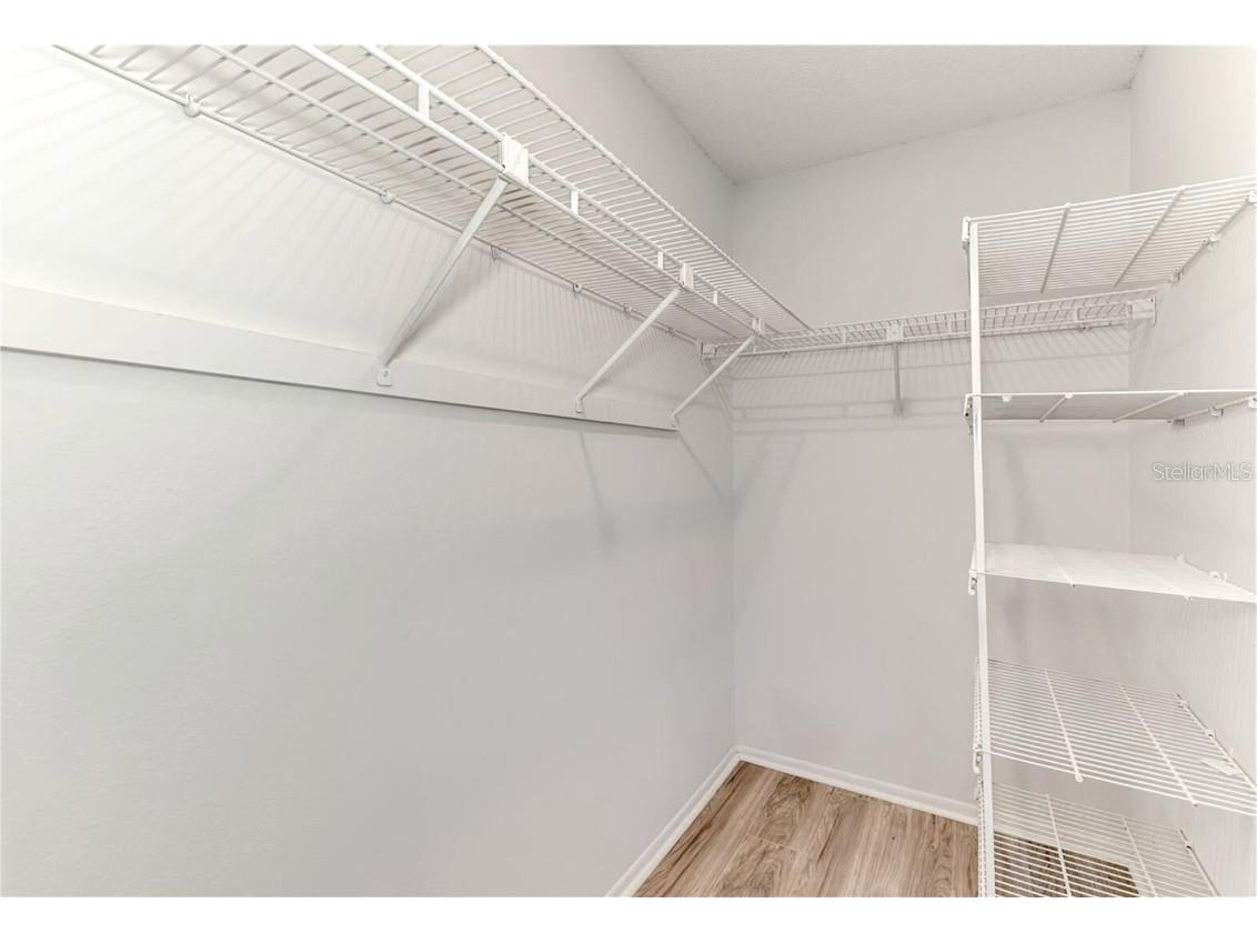 935 Sunridge Way #B4 Sarasota FL 34234 A4669585 image22