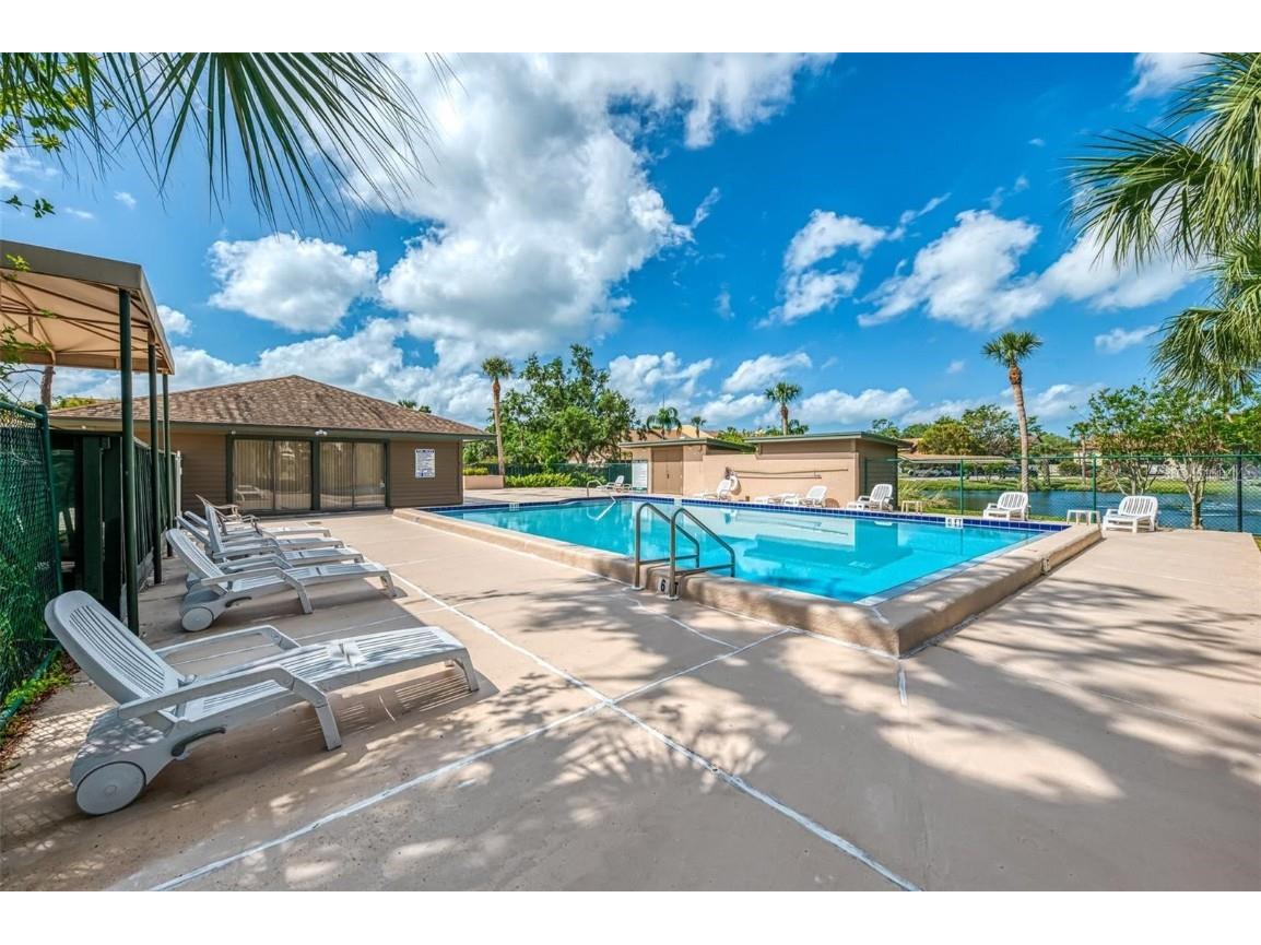 935 Sunridge Way #B4 Sarasota FL 34234 A4669585 image44