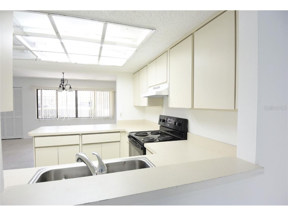 935 Sunridge Way #B4 Sarasota FL 34234 A4669585 image7