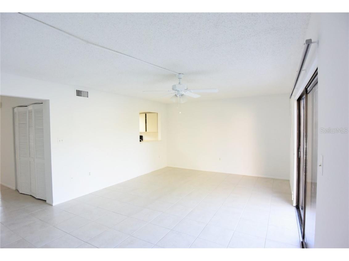 935 Sunridge Way #B4 Sarasota FL 34234 A4669585 image8