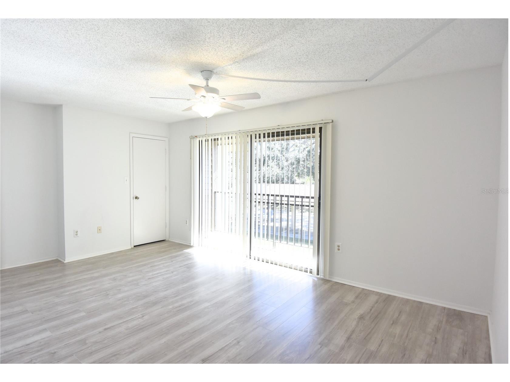 935 Sunridge Way #B4 Sarasota FL 34234 A4690012 image16