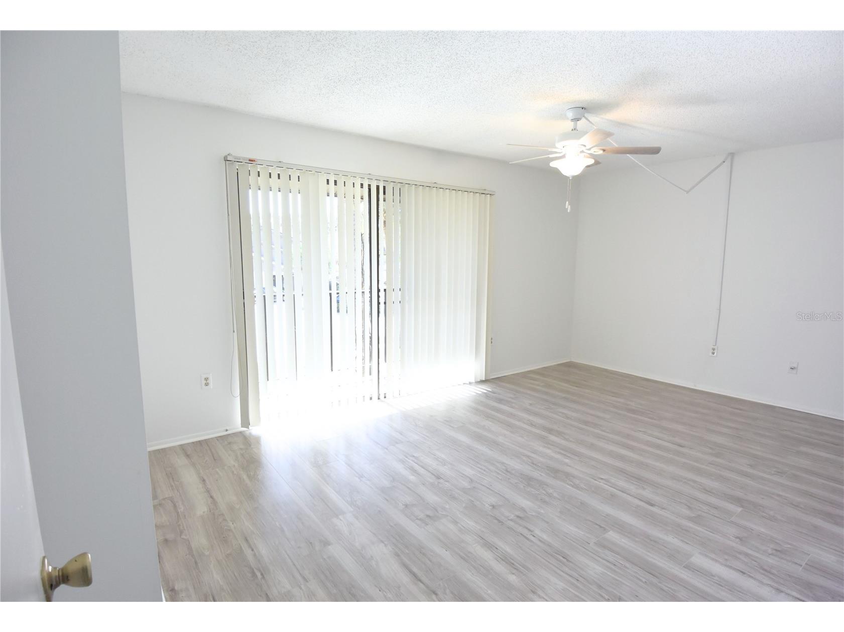 935 Sunridge Way #B4 Sarasota FL 34234 A4690012 image17