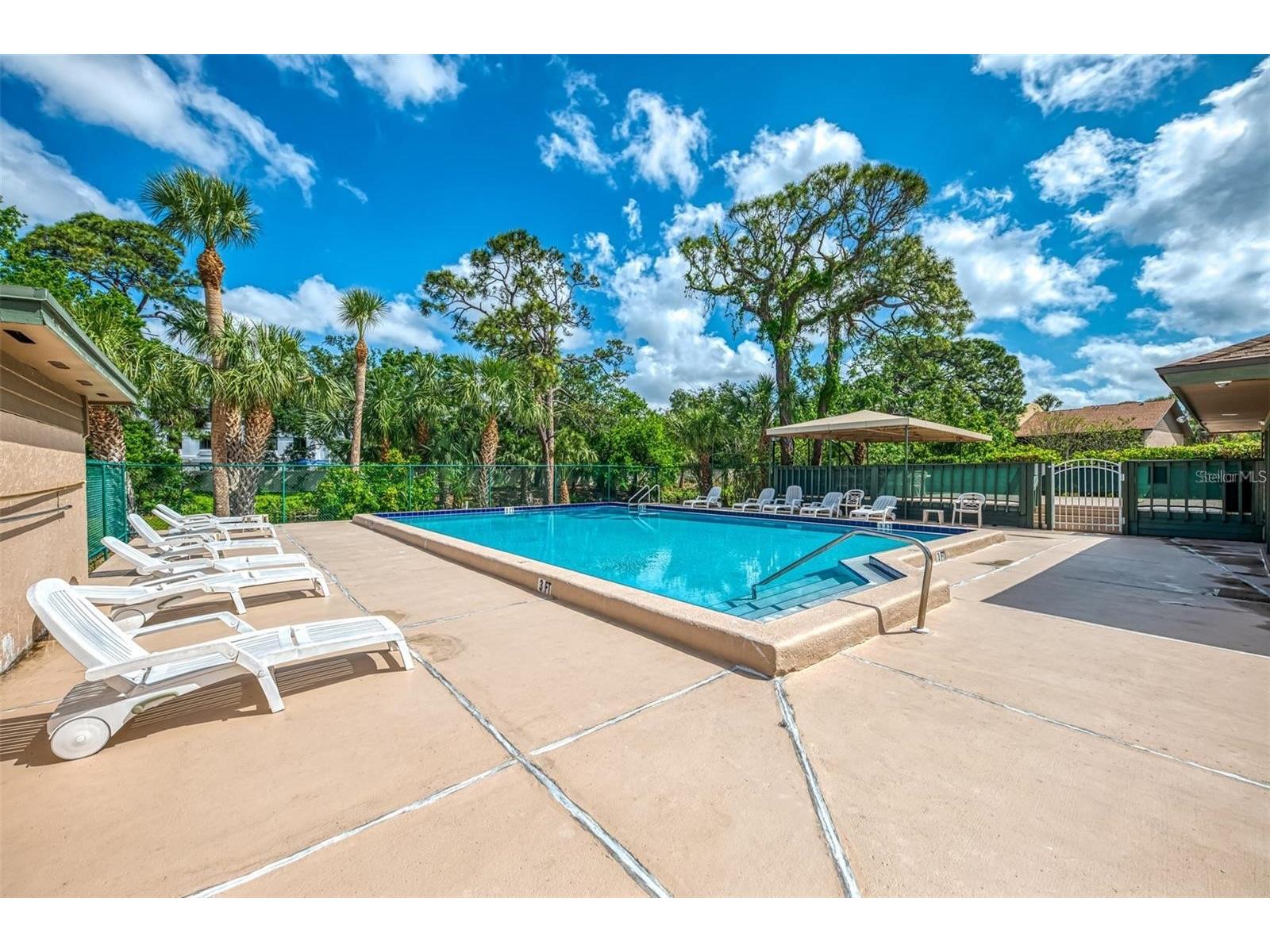 935 Sunridge Way #B4 Sarasota FL 34234 A4690012 image41