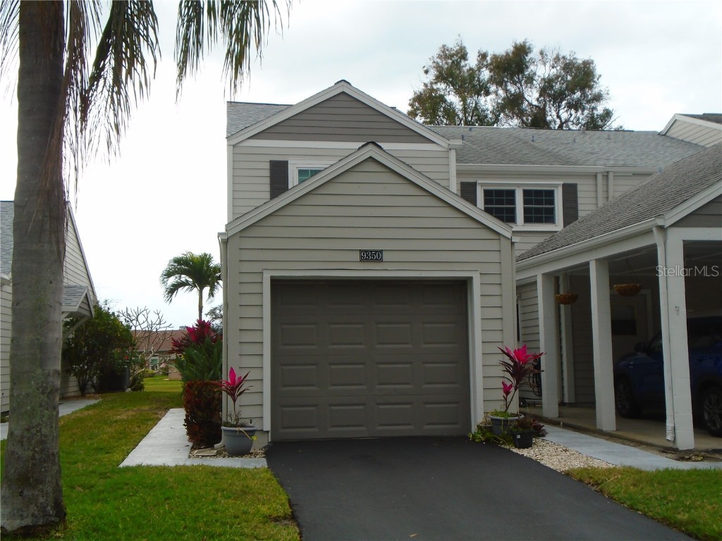 9350 Westlinks Terrace Seminole FL 33777 U8227018 image1