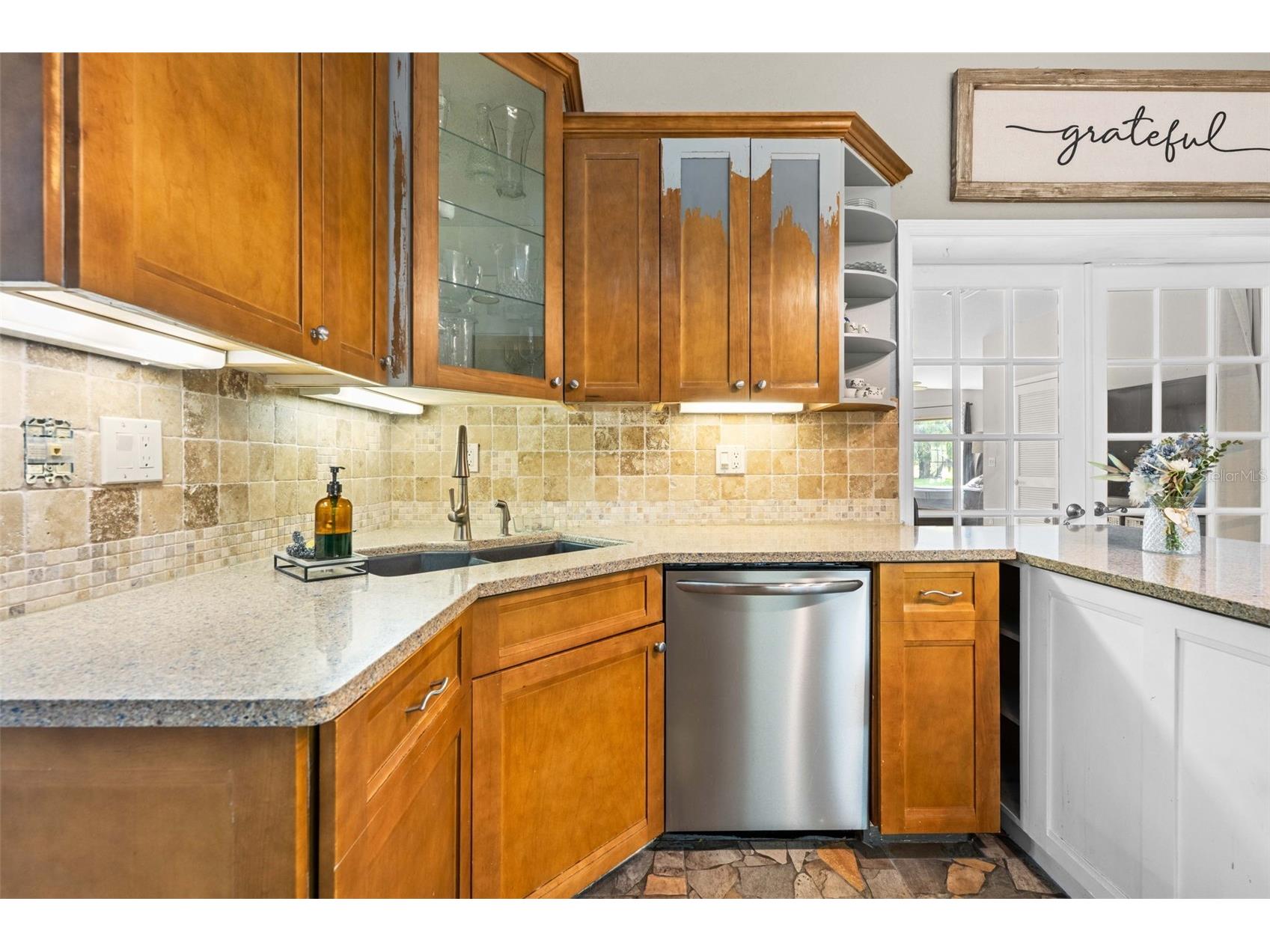 9354 Mississippi Run Weeki Wachee FL 34613 TB8519467 image24