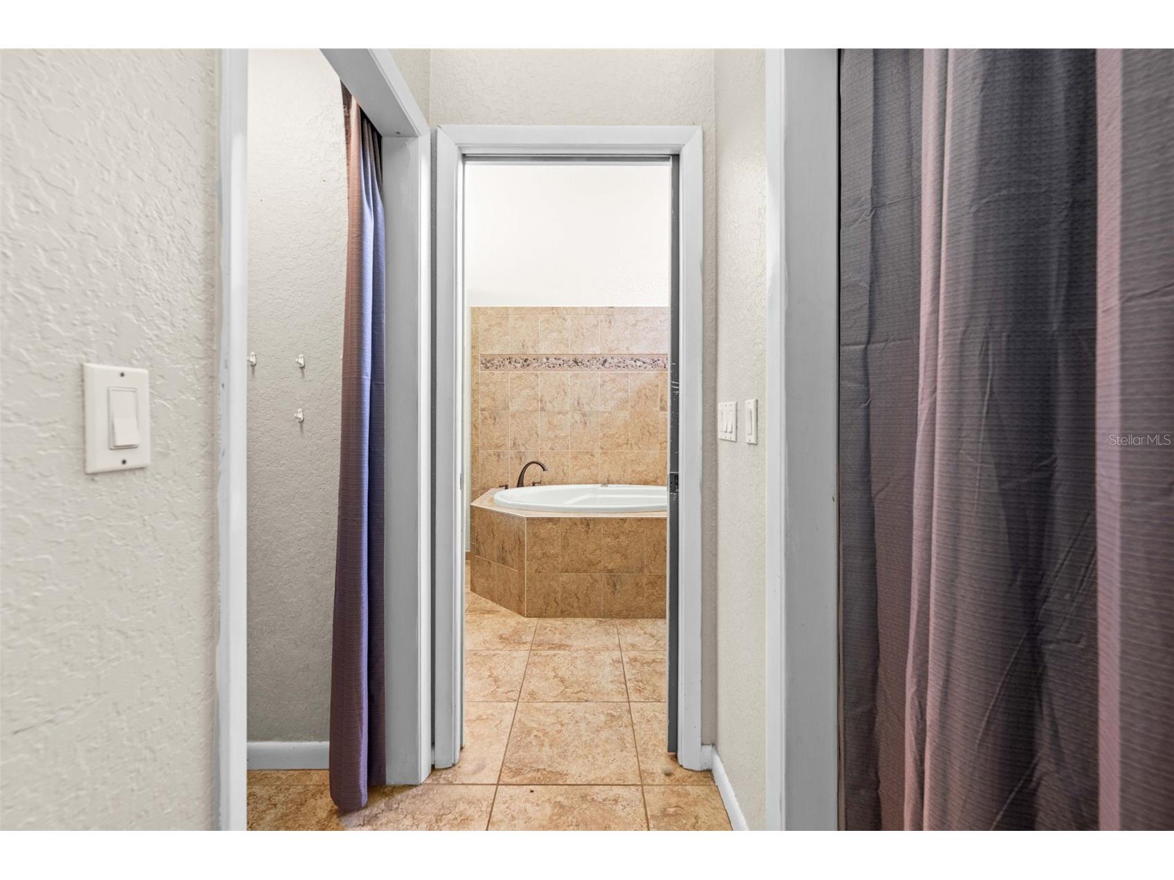 9354 Mississippi Run Weeki Wachee FL 34613 TB8519467 image36