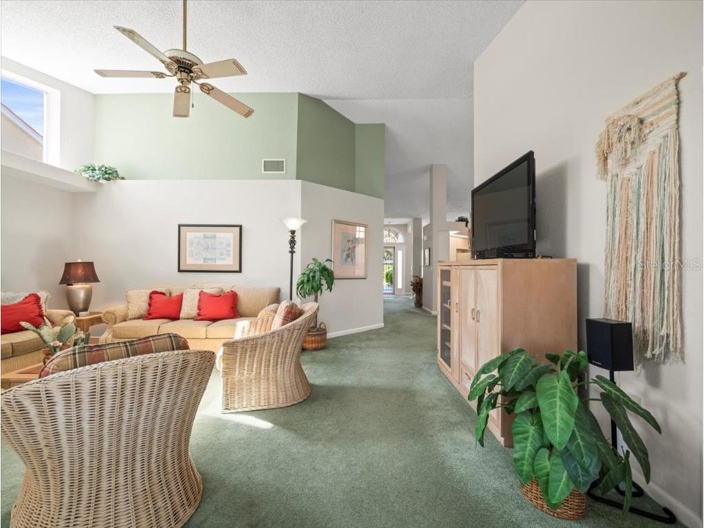 9355 French Quarters Circle Weeki Wachee FL 34613 W7874959 image17