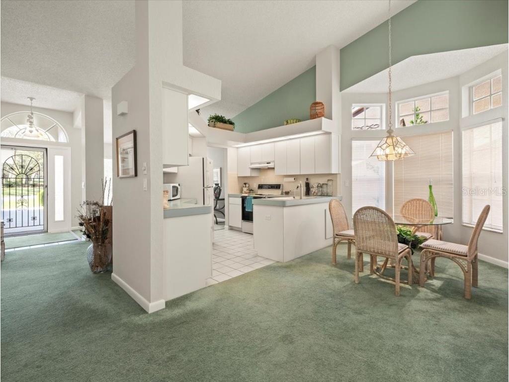 9355 French Quarters Circle Weeki Wachee FL 34613 W7874959 image18