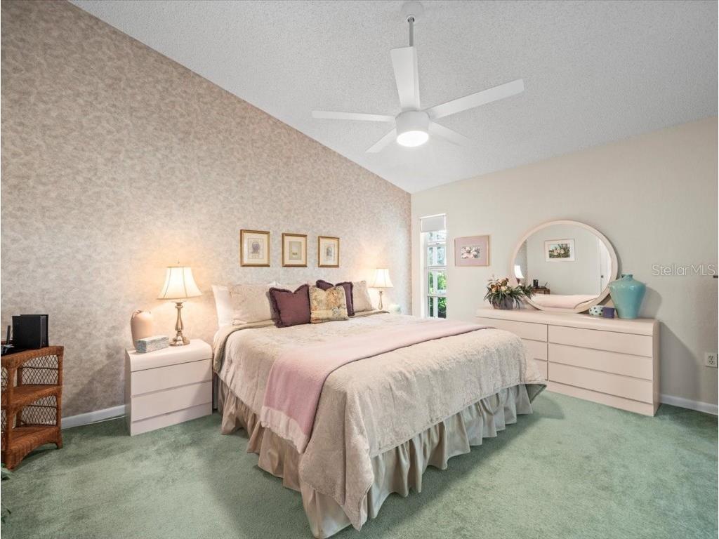 9355 French Quarters Circle Weeki Wachee FL 34613 W7874959 image28