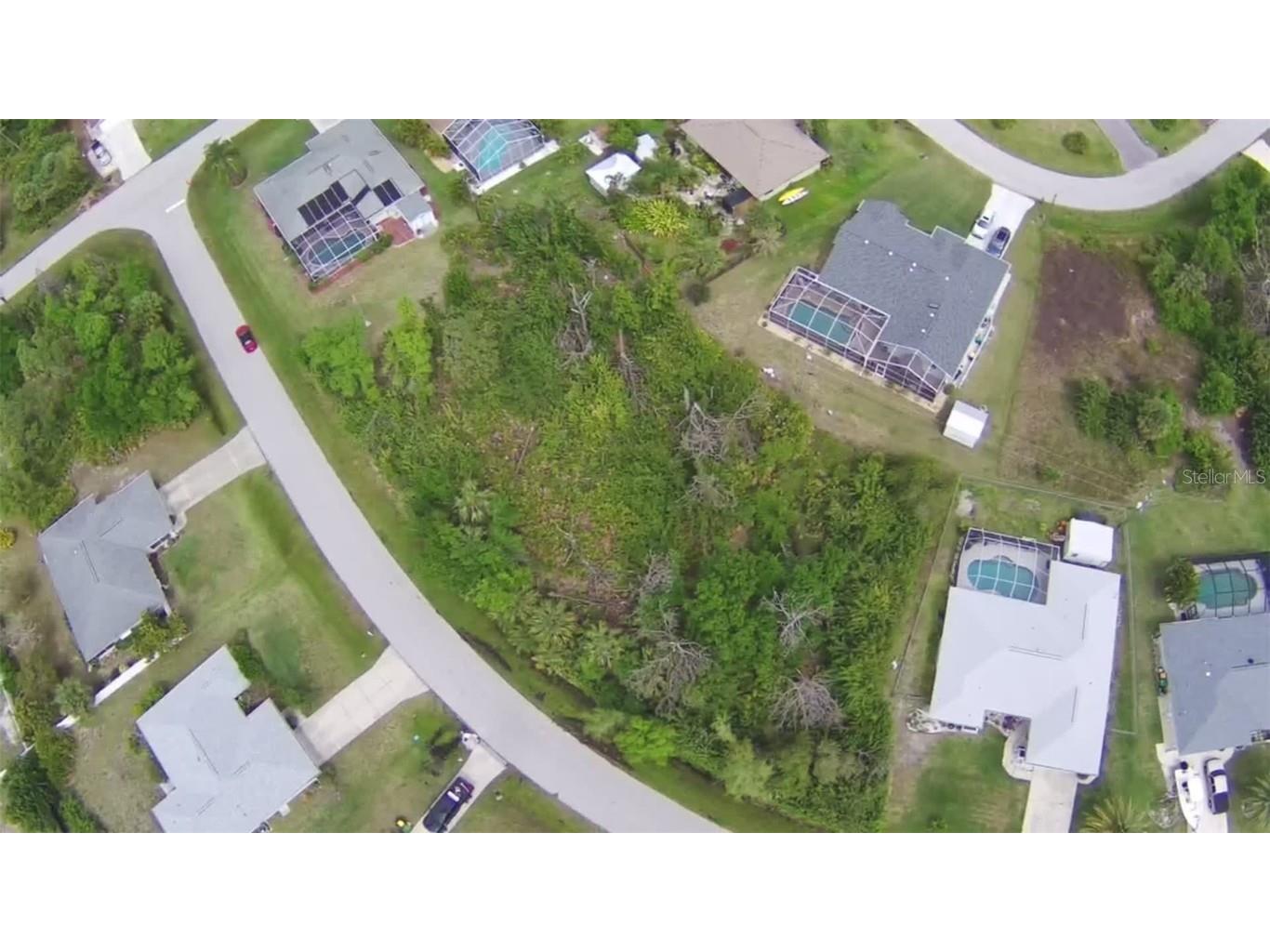 9356 & 9368 El Campo Avenue Englewood FL 34224 C7489464 image1