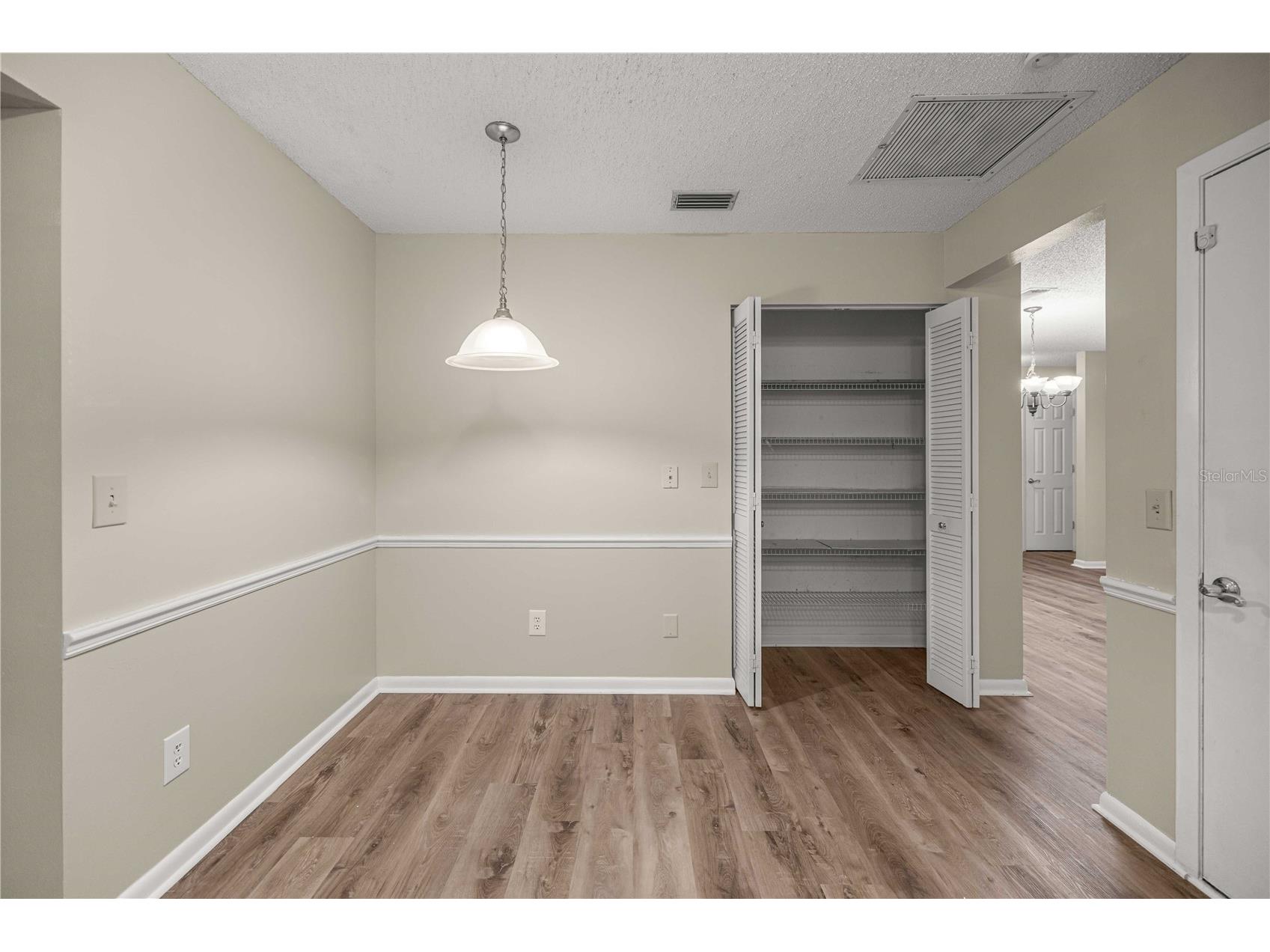 9357 SW 82nd Terrace #C Ocala FL 34481 OM724573 image12