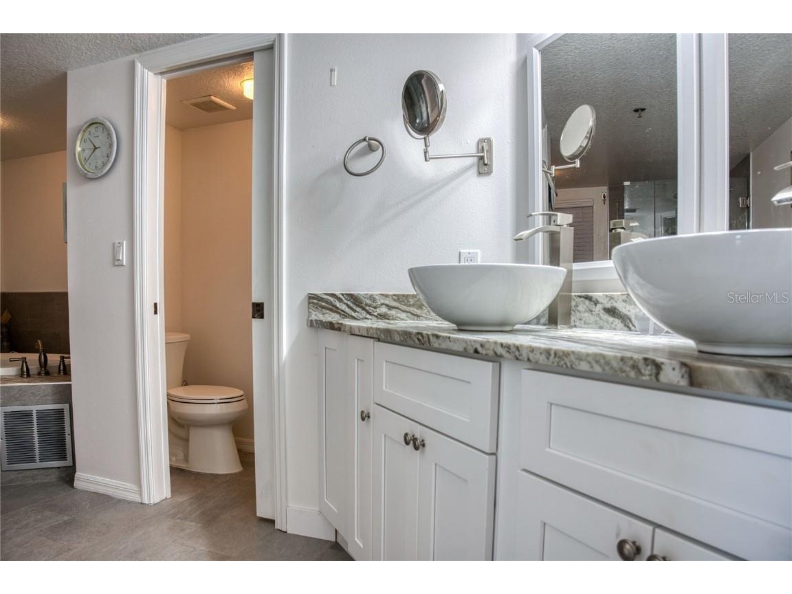 9359 Blind Pass Road #205 Saint Pete Beach FL 33706 - BOCA CIEGA BAY TB8427686 image6