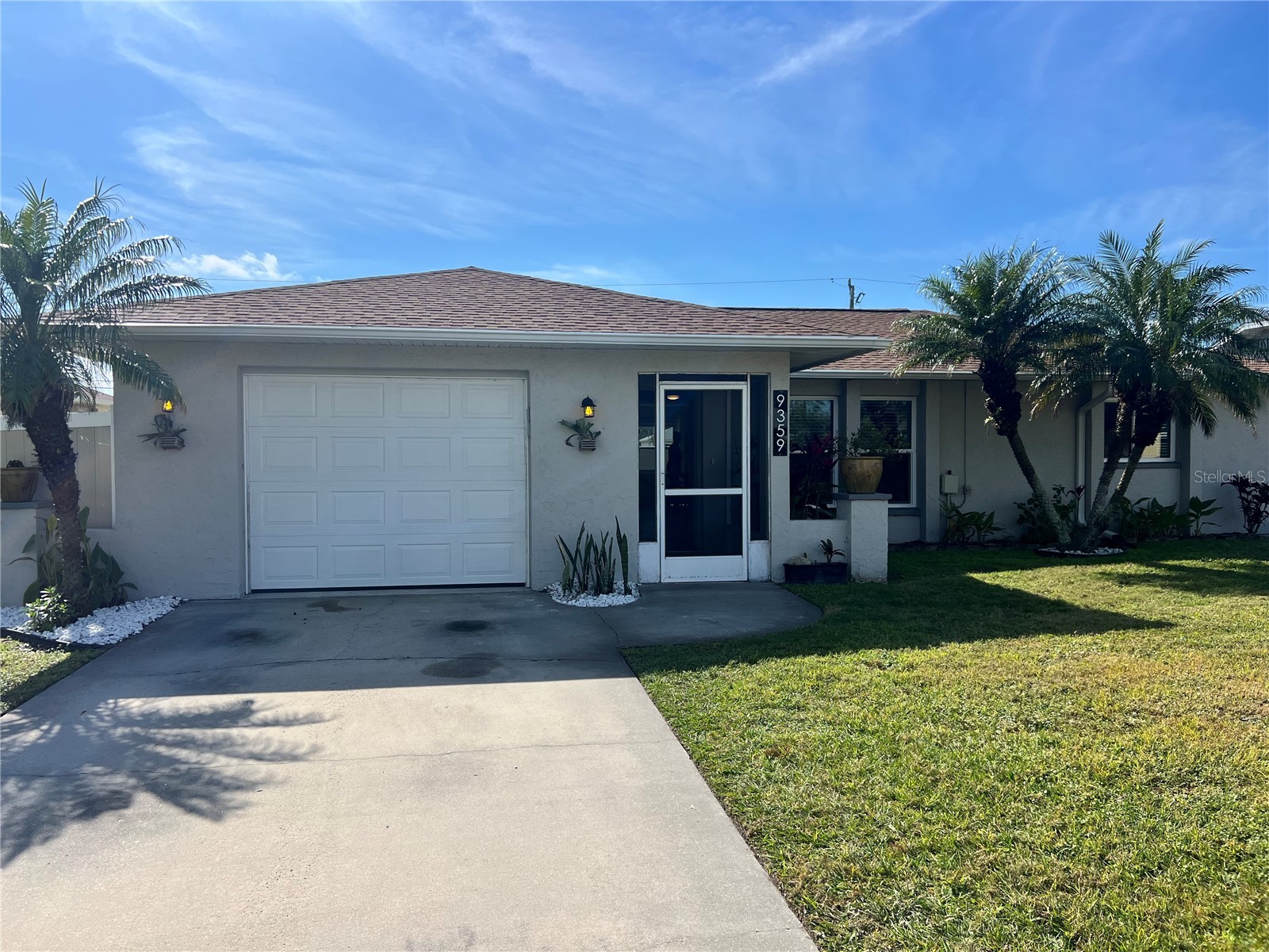 9359 Casa Grande Avenue Englewood FL 34224 A4691606 image1