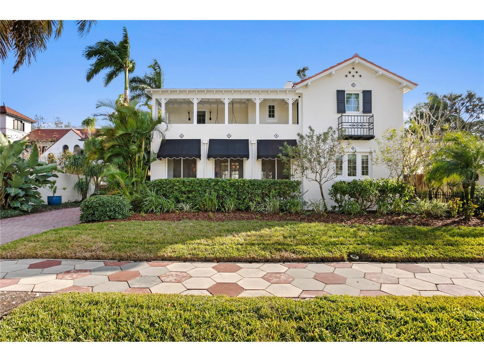 936 17th Avenue NE Saint Petersburg FL 33704 - TAMPA BAY TB8473567 image1