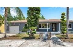 936 Alcazar Way S Saint Petersburg FL 33705 A4667618 image1