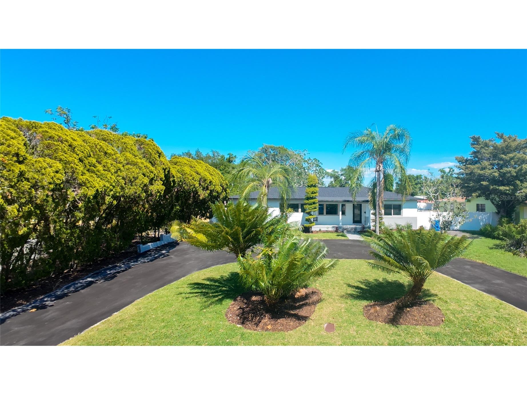 936 Alcazar Way S Saint Petersburg FL 33705 TB8503129 image1