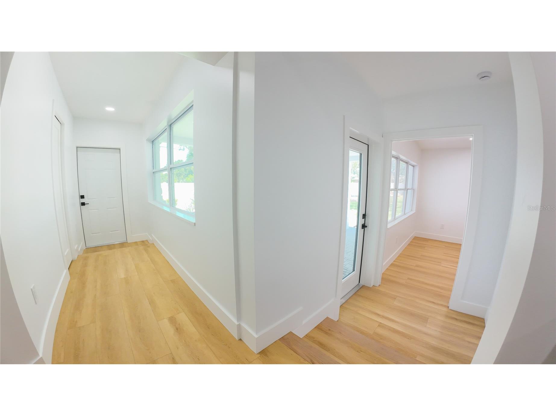 936 Alcazar Way S Saint Petersburg FL 33705 TB8503129 image35