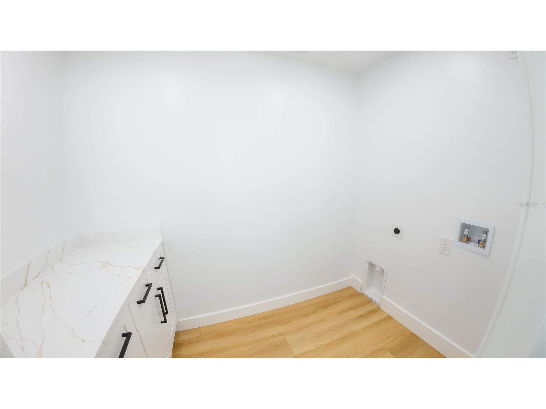 936 Alcazar Way S Saint Petersburg FL 33705 TB8503129 image36