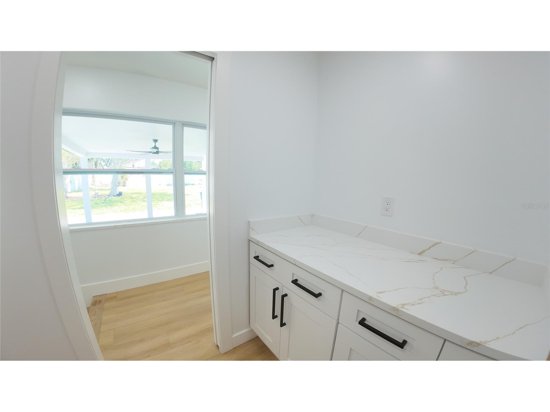 936 Alcazar Way S Saint Petersburg FL 33705 TB8503129 image37