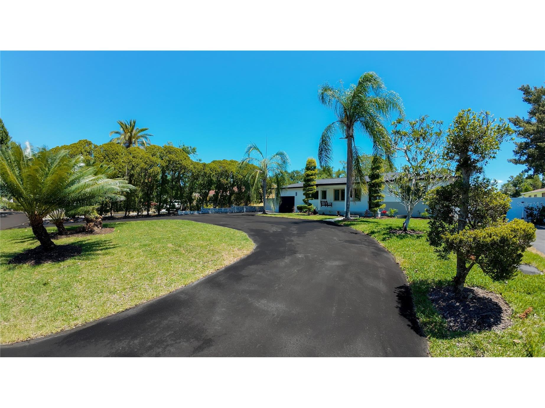 936 Alcazar Way S Saint Petersburg FL 33705 TB8503129 image4