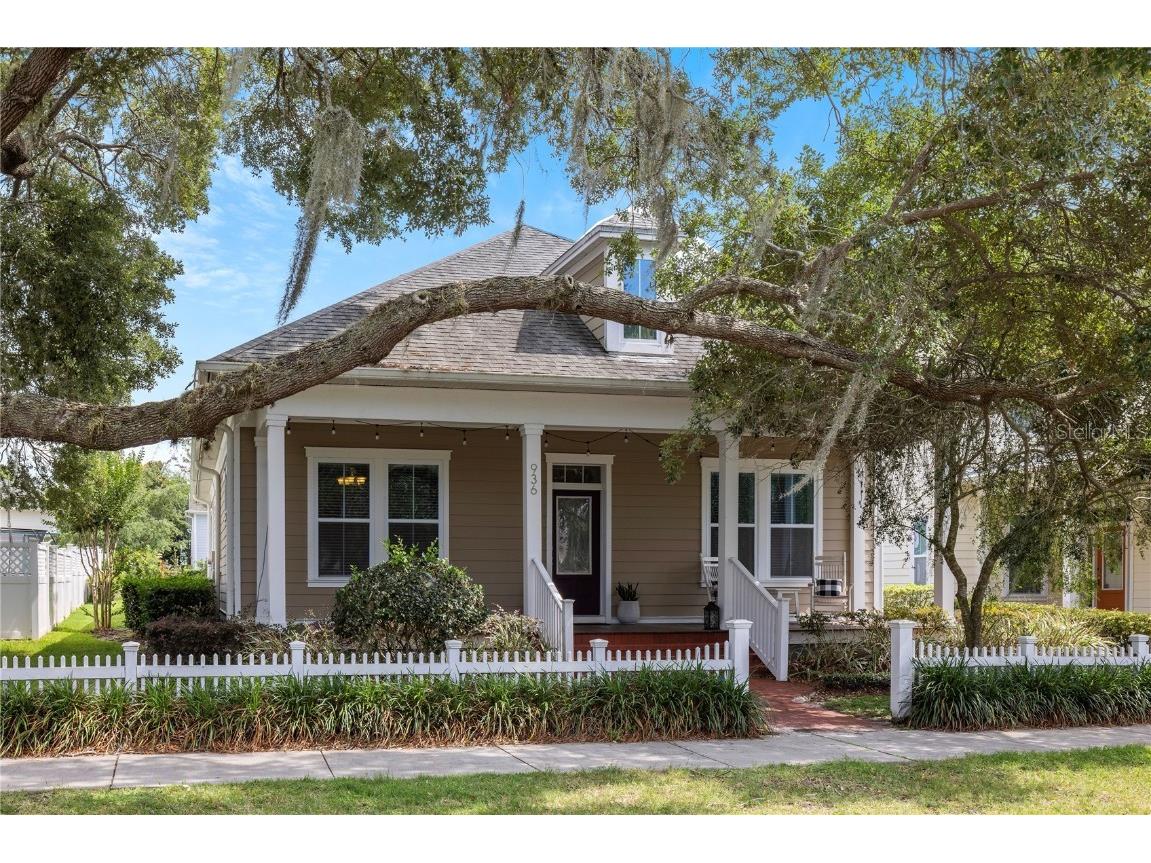 936 Dewinsberry Drive N Winter Garden FL 34787 - LAKE APOPKA O6209331 image1