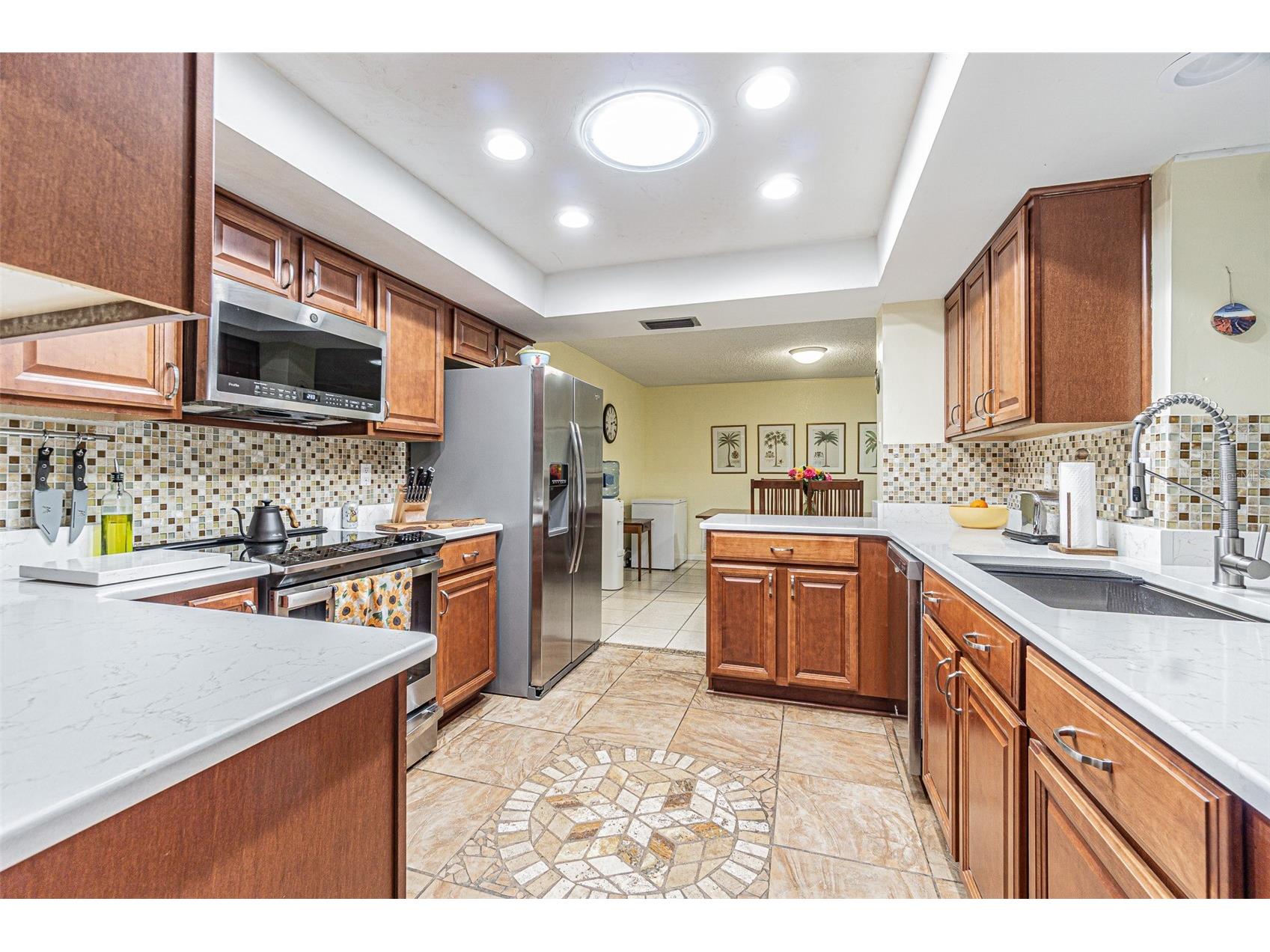 936 Highview Drive Palm Harbor FL 34683 TB8441398 image2