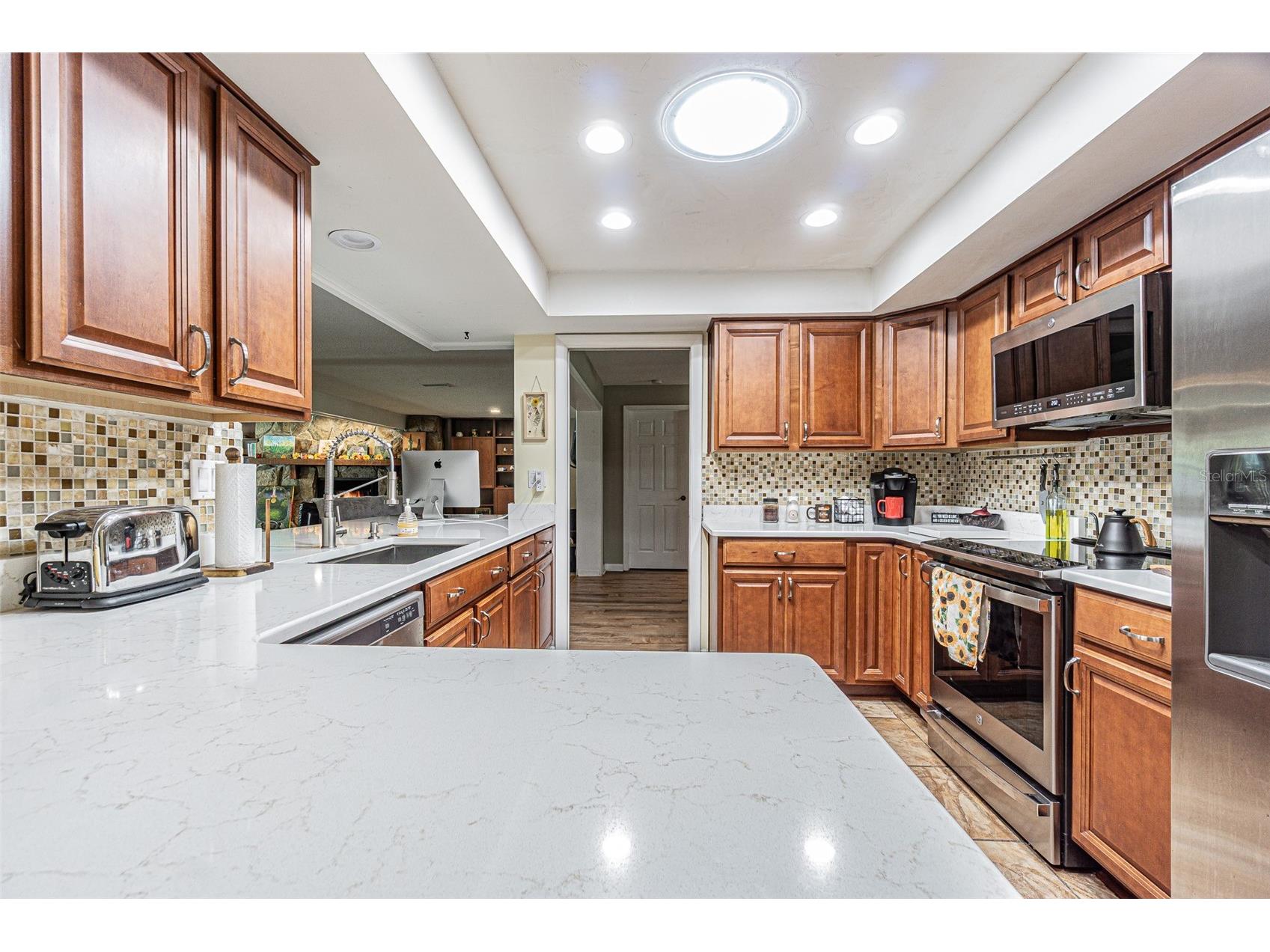 936 Highview Drive Palm Harbor FL 34683 TB8441398 image3