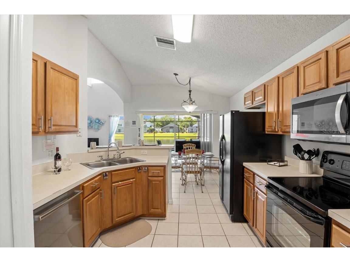 936 Lake Berkley Drive Kissimmee FL 34746 P4934524 image14