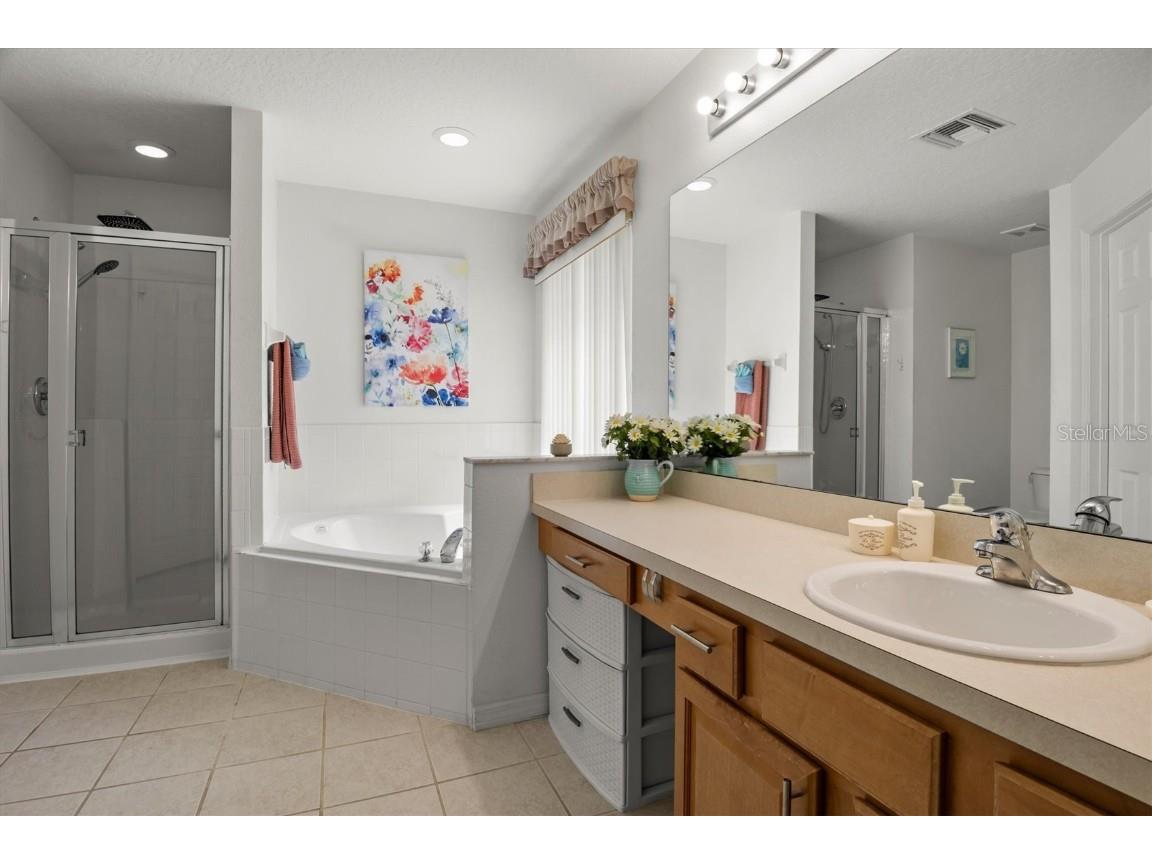 936 Lake Berkley Drive Kissimmee FL 34746 P4934524 image23