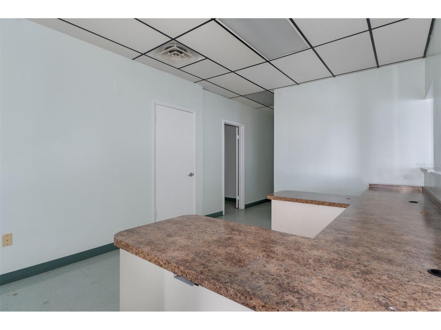 936 N Suncoast Boulevard Crystal River FL 34429 OM720241 image12
