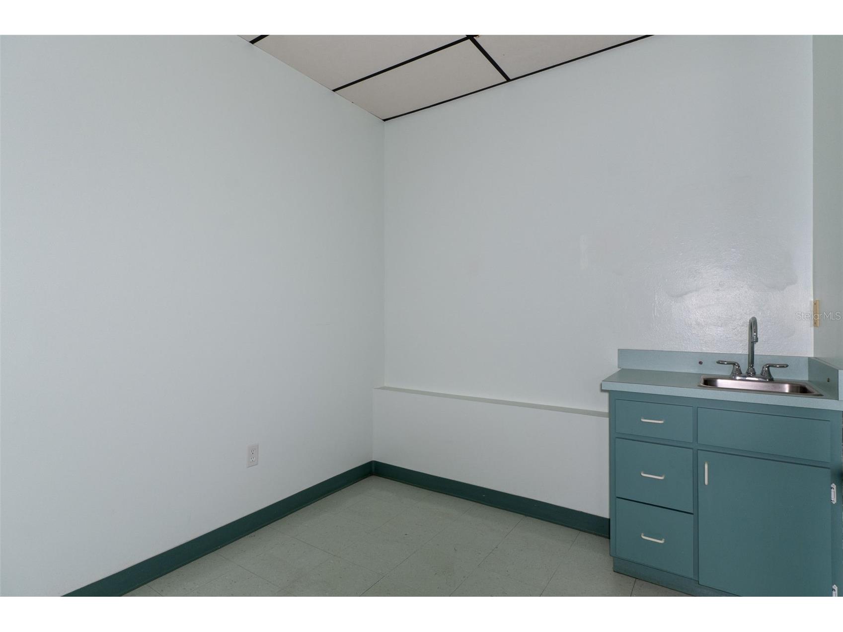 936 N Suncoast Boulevard Crystal River FL 34429 OM720241 image15