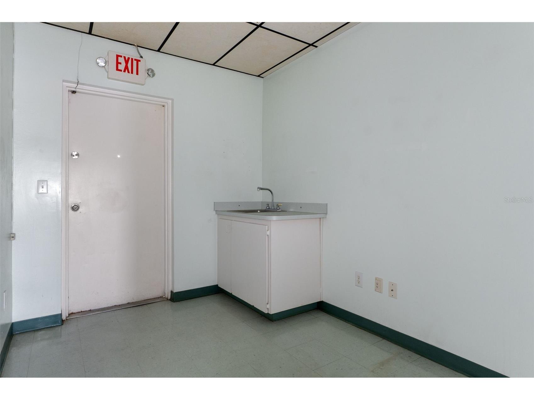 936 N Suncoast Boulevard Crystal River FL 34429 OM720241 image20