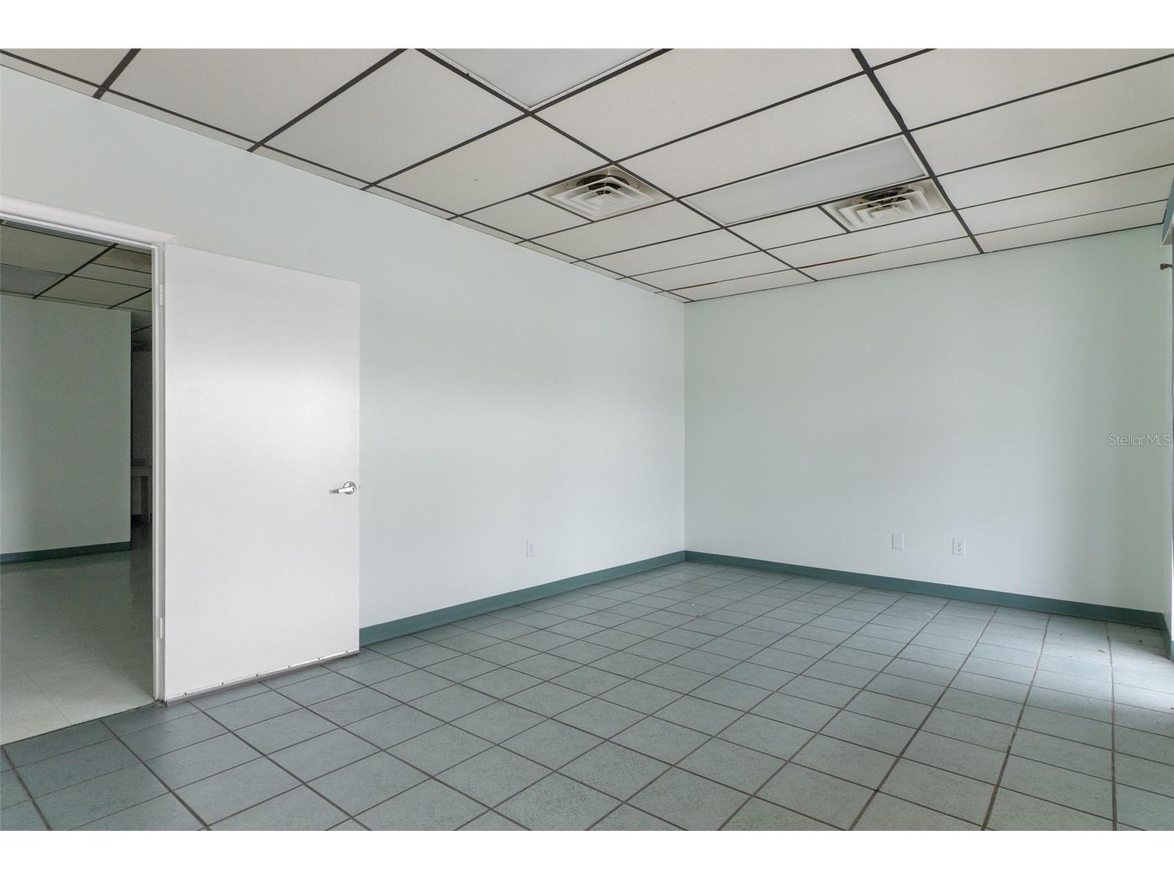 936 N Suncoast Boulevard Crystal River FL 34429 OM720241 image31