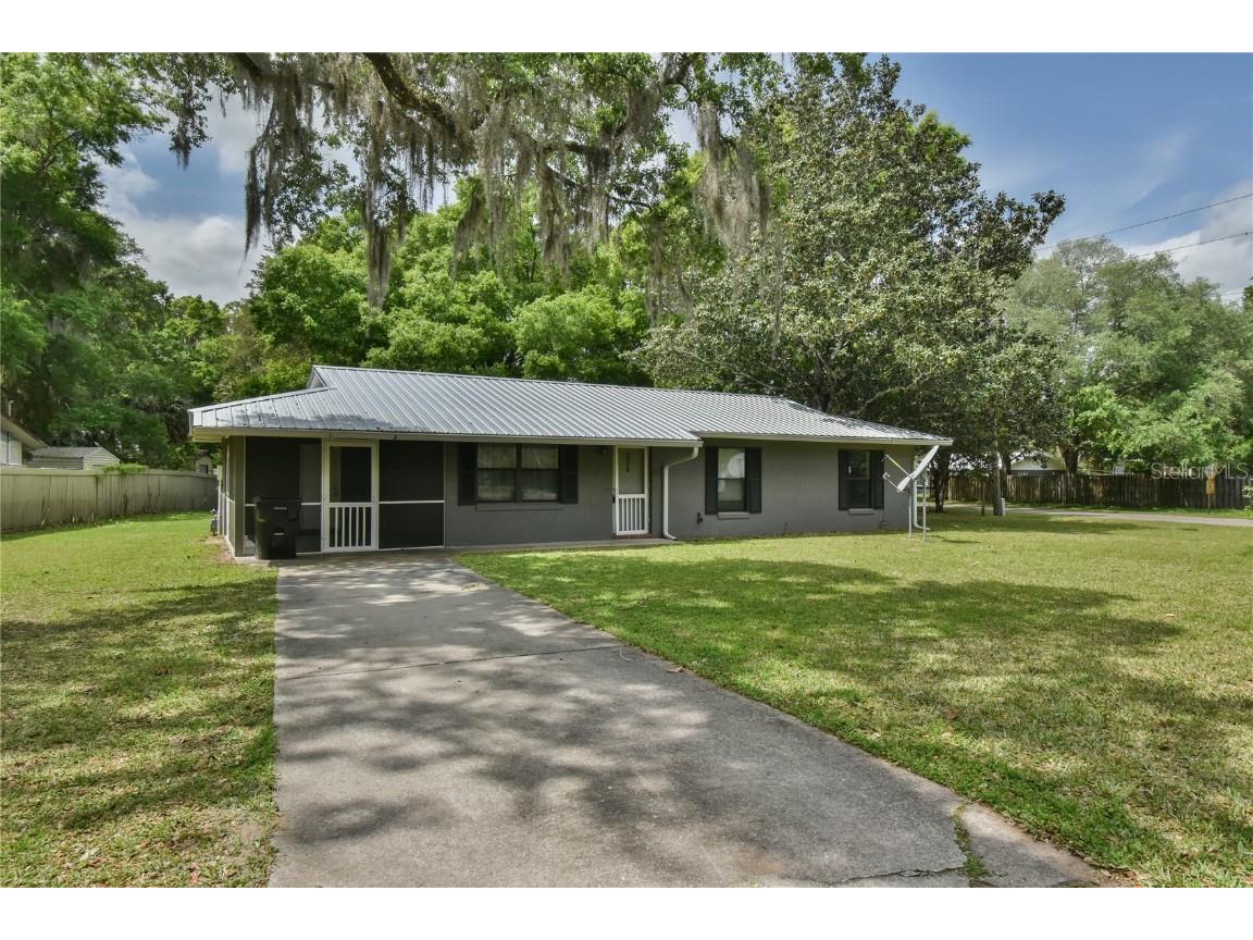 936 NW 7th Street Williston FL 32696 OM675538 image1