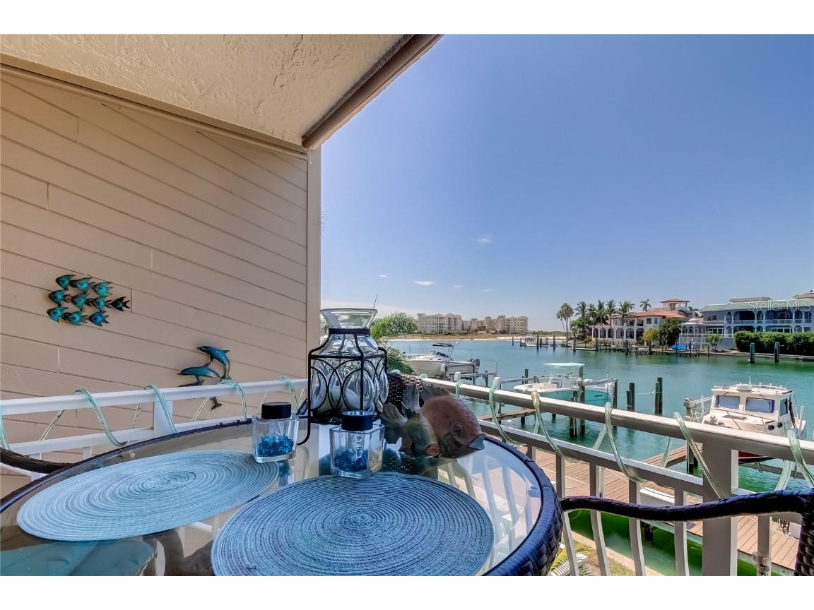 936 Pinellas Bayway S #T-1 Tierra Verde FL 33715 - GRAND CANAL U8213597 image1