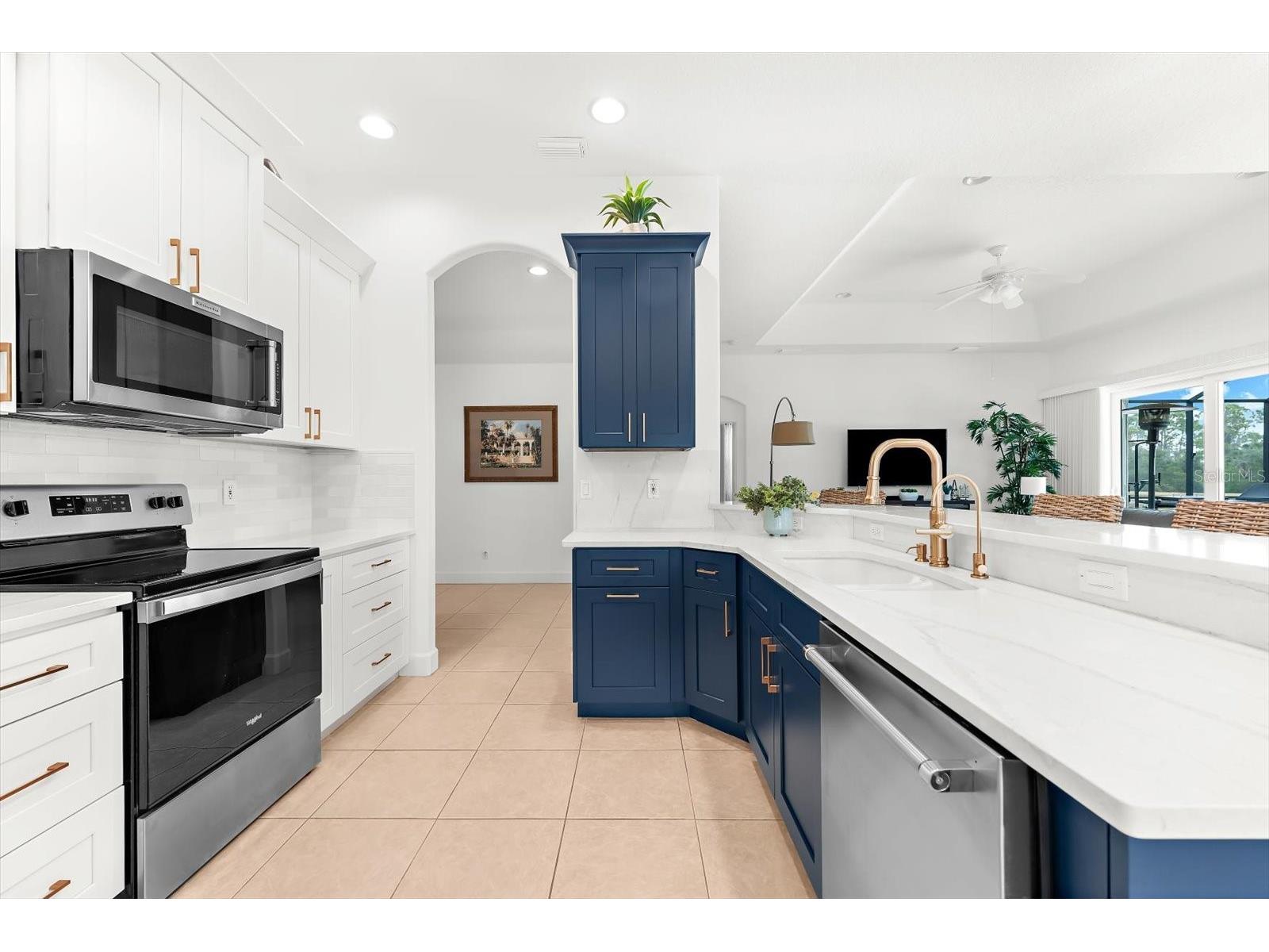 936 Scherer Way Osprey FL 34229 A4683164 image12