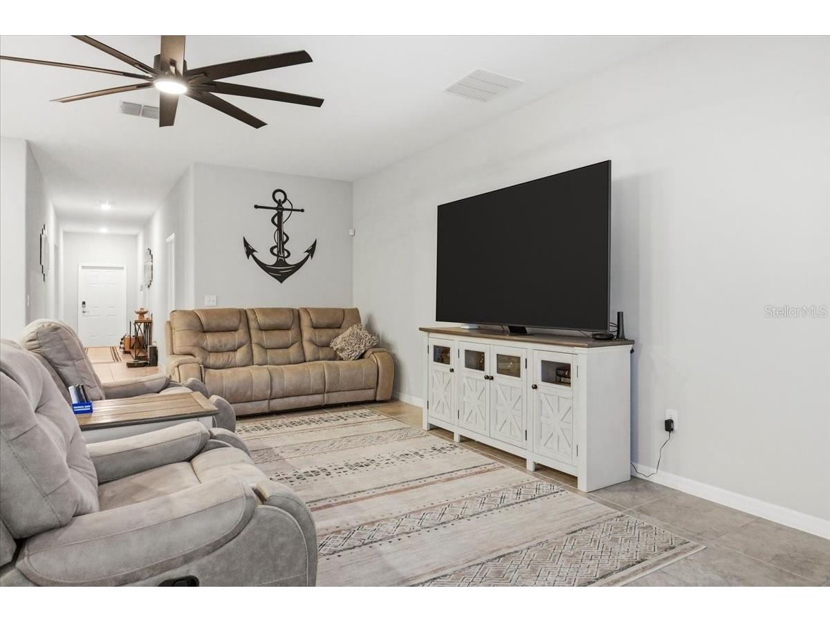 936 Zone Tailed Hawk Place Ruskin FL 33570 A4690782 image7