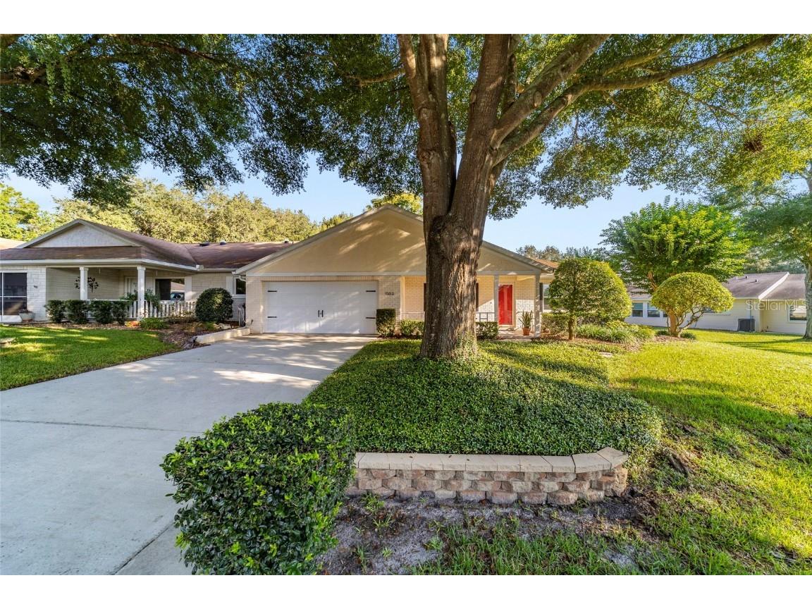 9361 SW 97th Street #D Ocala FL 34481 OM687471 image1