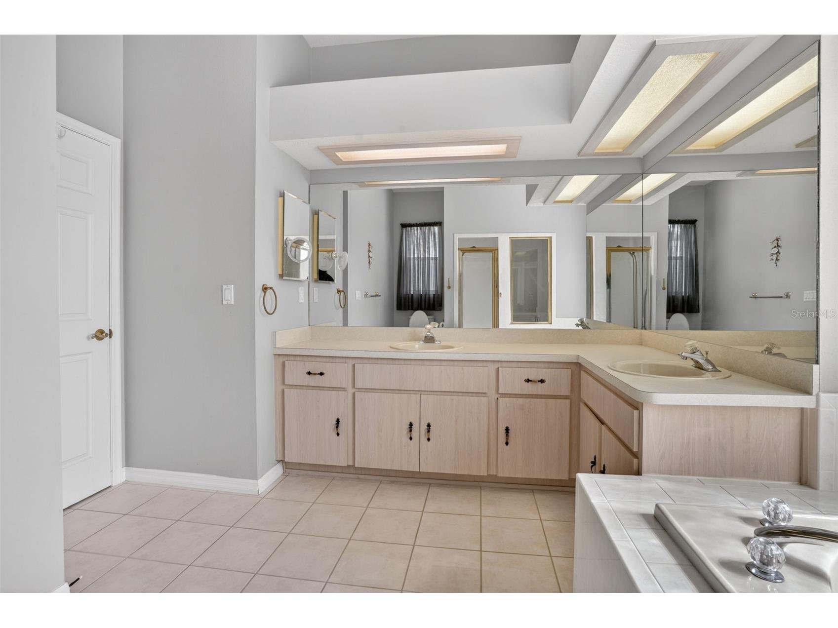 9363 Tooke Shore Drive Weeki Wachee FL 34613 - TOOKE LAKE L4961881 image14