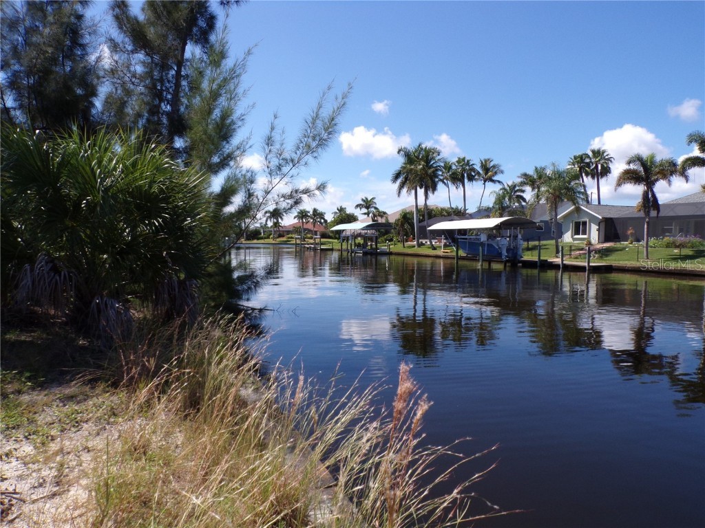 9365 St Paul Drive Port Charlotte FL 33981 - STEVEN POINT WATERWAY C7514933 image15