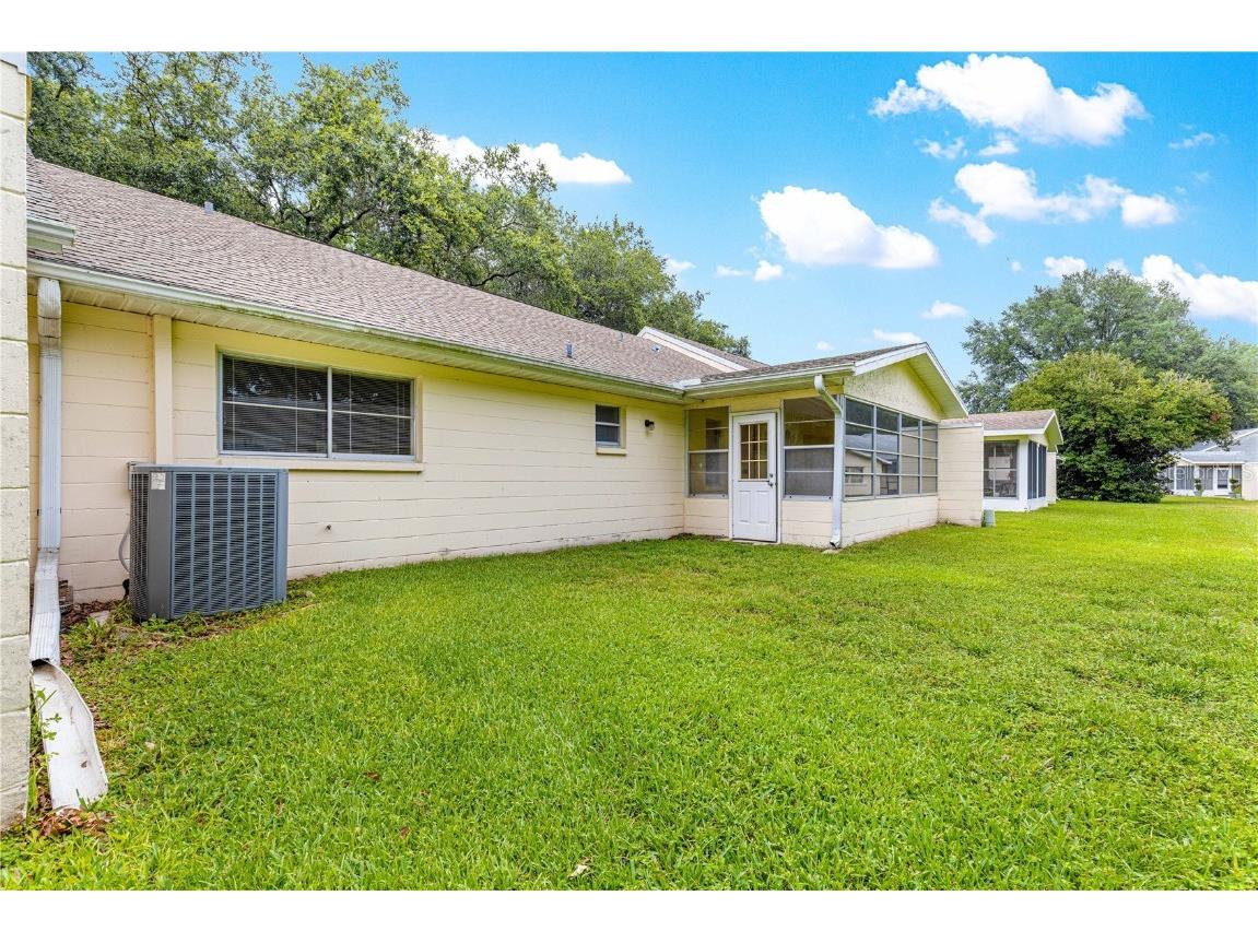 9367 SW 83rd Avenue #C Ocala FL 34481 OM704068 image29