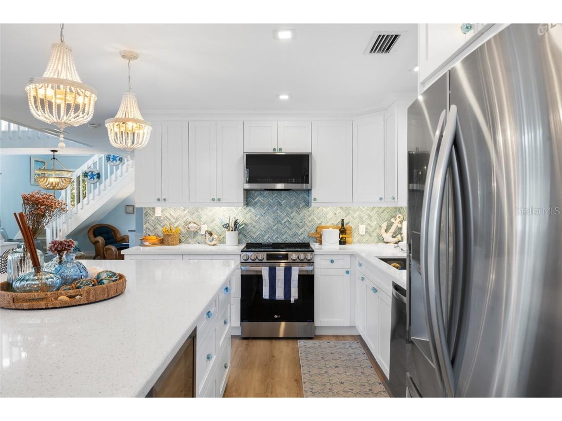 9368 Little Gasparilla Island Placida FL 33946 - GULF OF MEXICO INTERCOASTAL WATERWAY TB8444909 image16