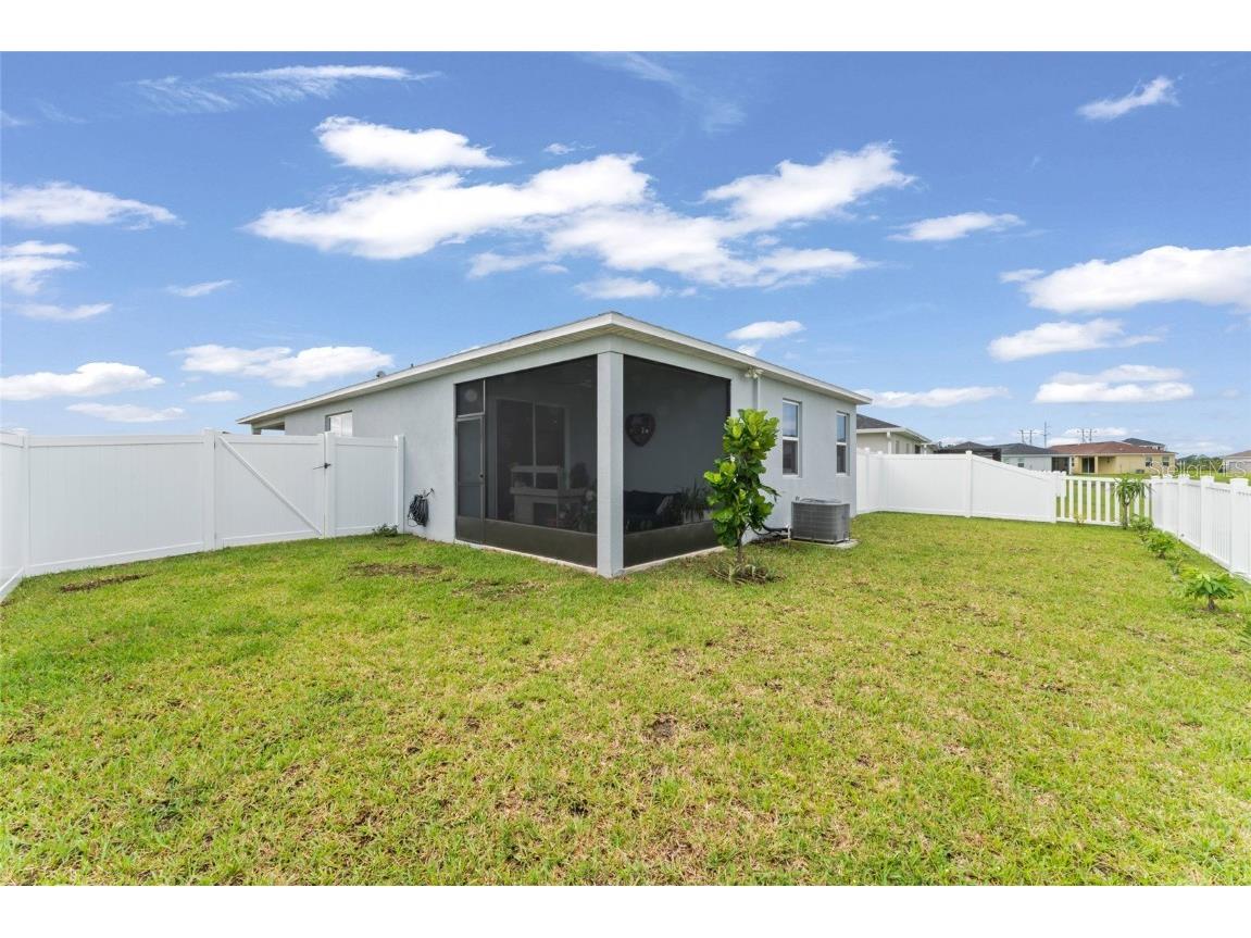 9368 Sandy Bluffs Circle Parrish FL 34219 TB8424115 image29