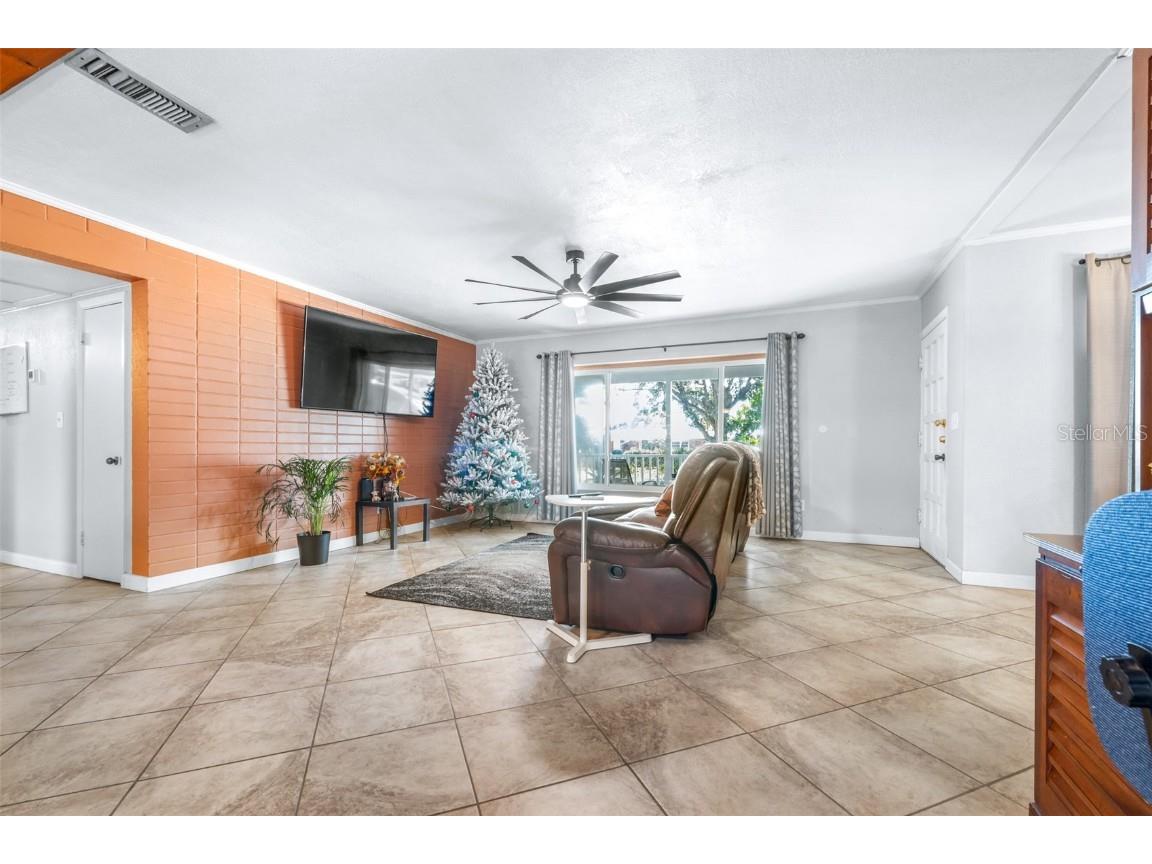 937 Avenue L SE Winter Haven FL 33880 TB8452523 image5