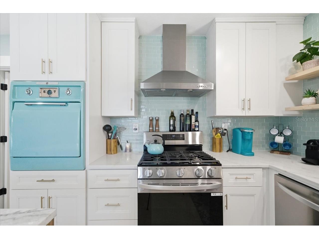 937 Bruce Avenue Clearwater Beach FL 33767 TB8473649 image21
