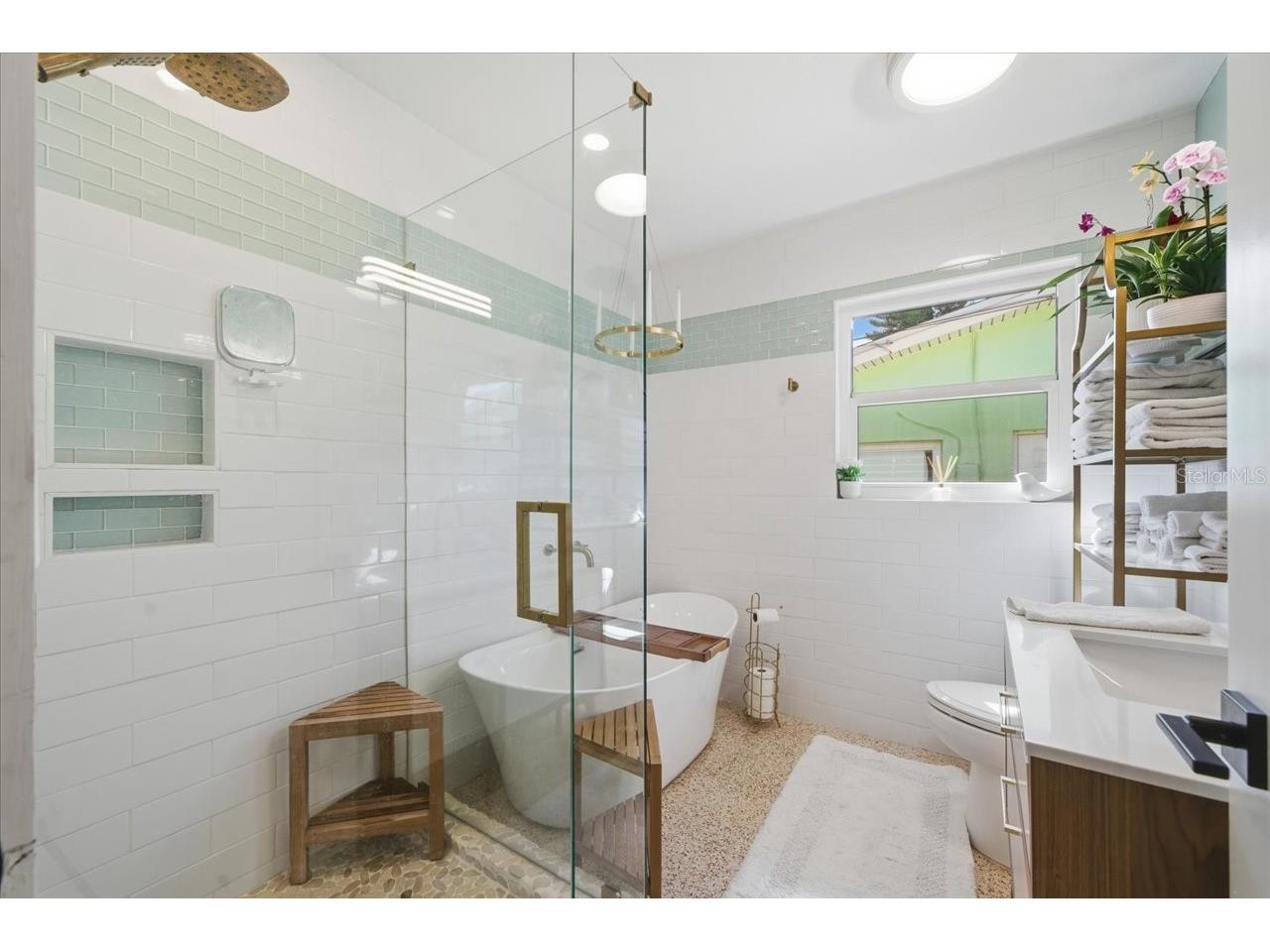 937 Bruce Avenue Clearwater Beach FL 33767 TB8473649 image38