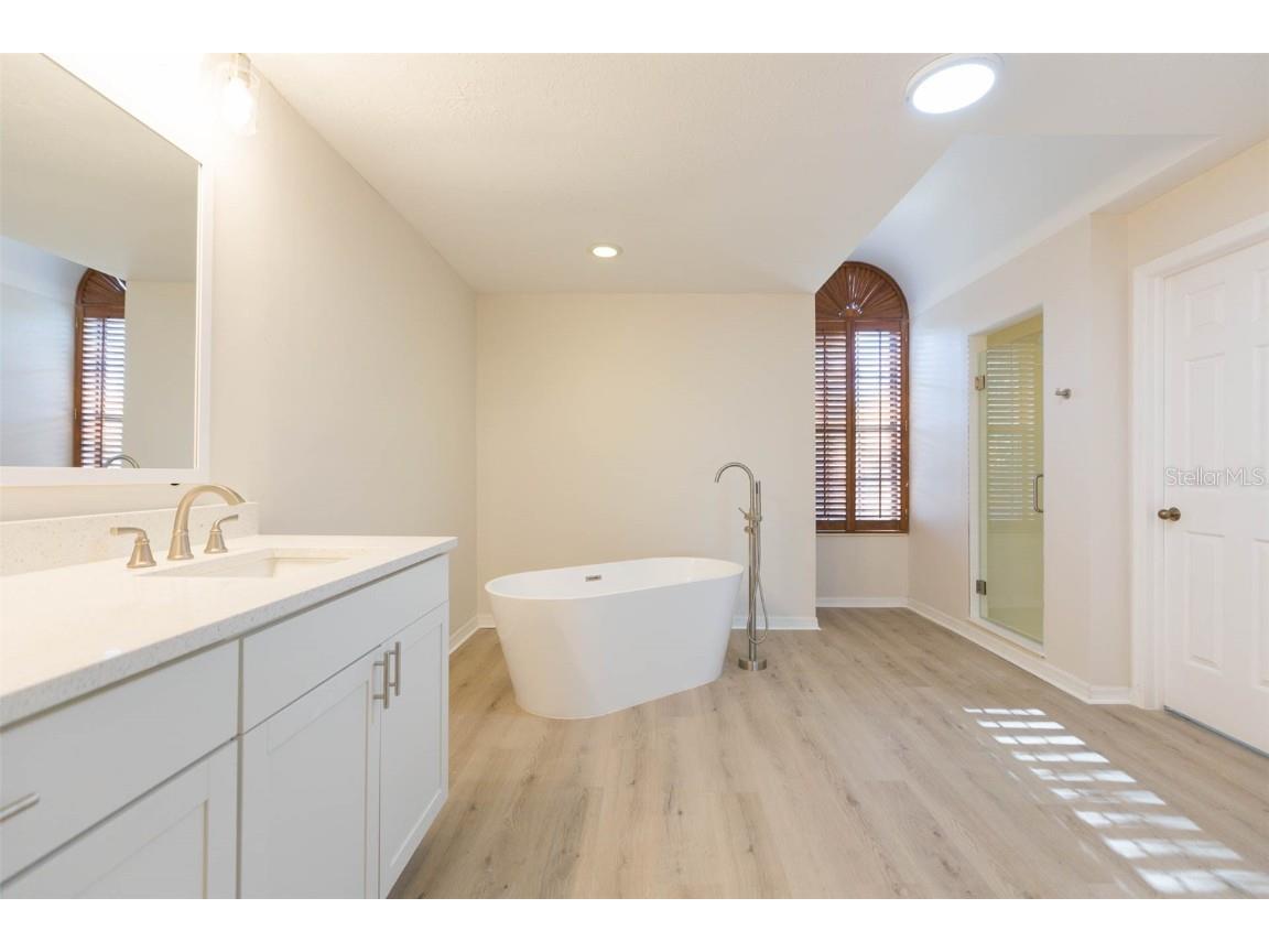 937 Bunker View Drive Apollo Beach FL 33572 TB8326263 image15