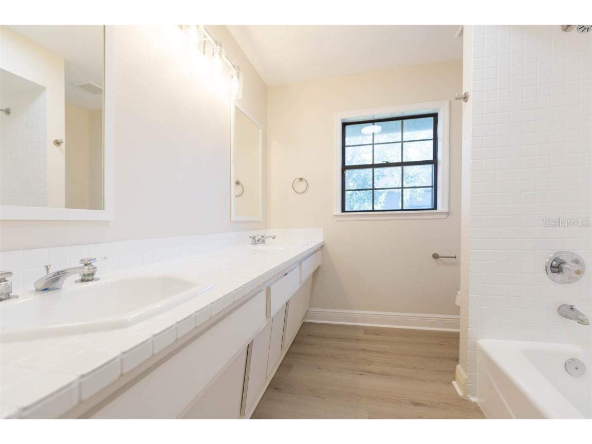 937 Bunker View Drive Apollo Beach FL 33572 TB8326263 image35