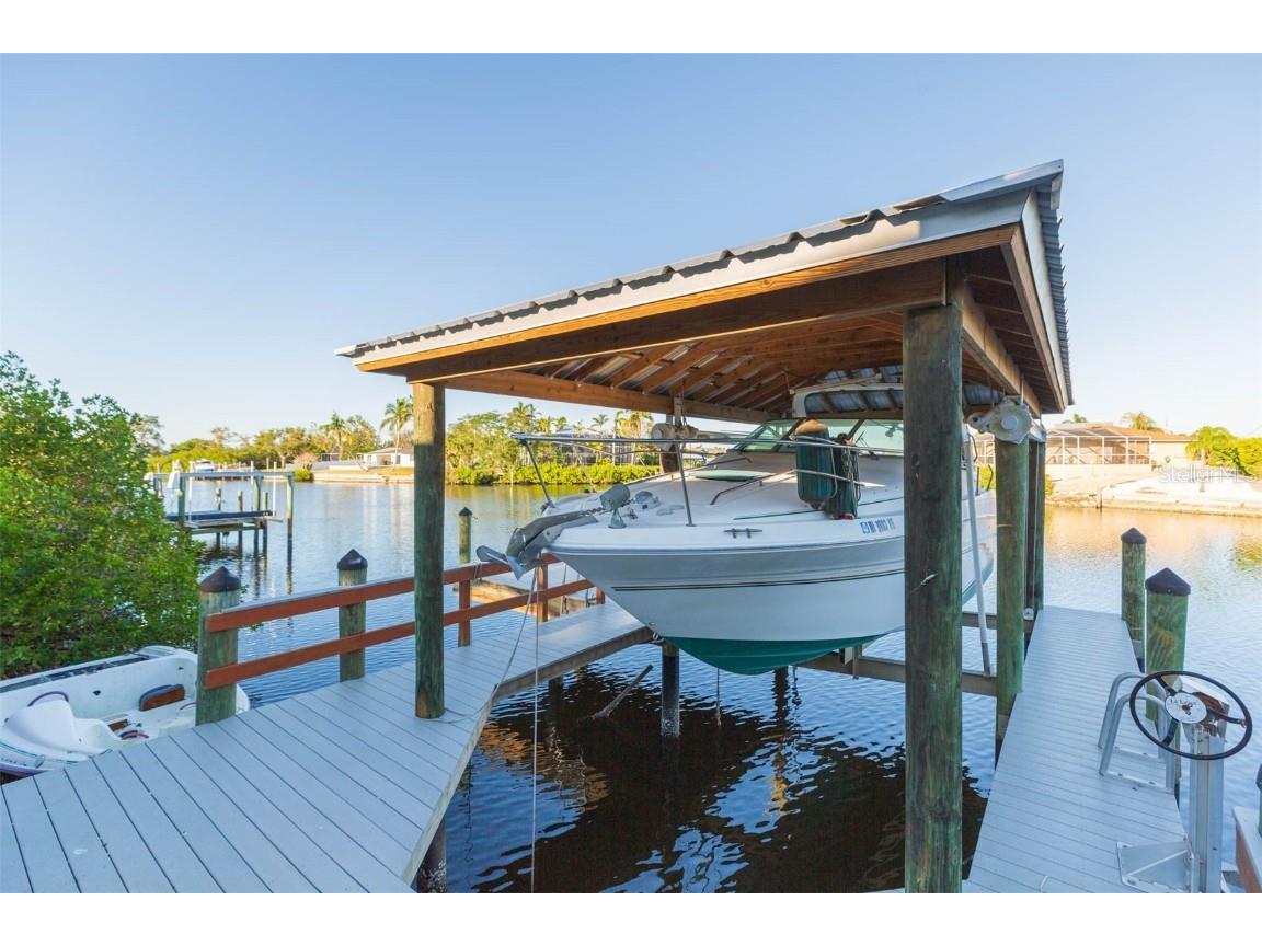 937 Bunker View Drive Apollo Beach FL 33572 TB8326263 image55